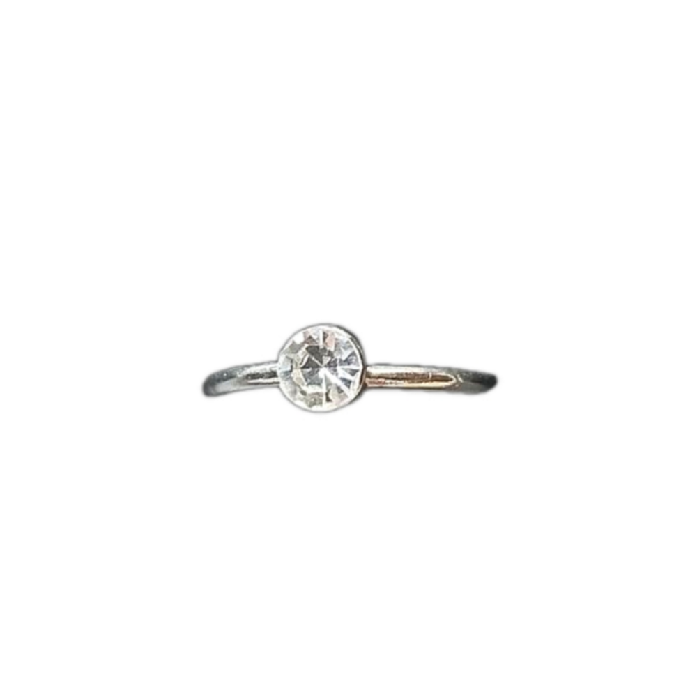 Size 7 Dainty Silver Tone Solitaire Ring Clear Stone Minimalist Stacking Ring